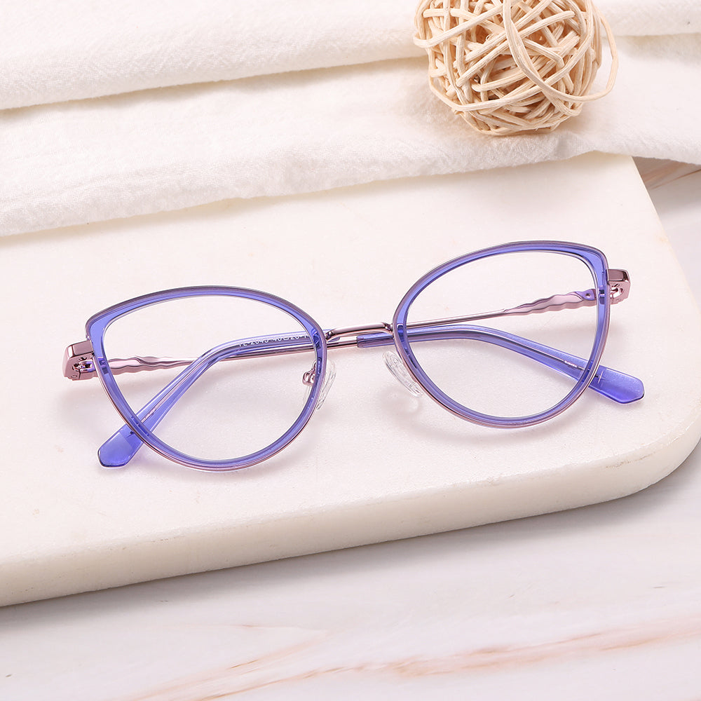 Photochromic Glasses: Cleo