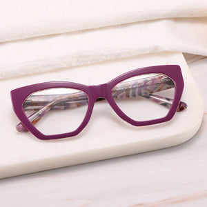 Photochromic Glasses: Facet
