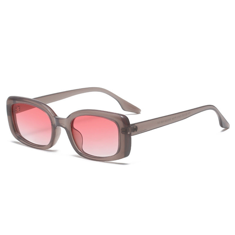 Sunglasses: Vogue Polarised