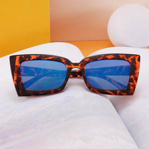 Sunglasses: Metro Retro